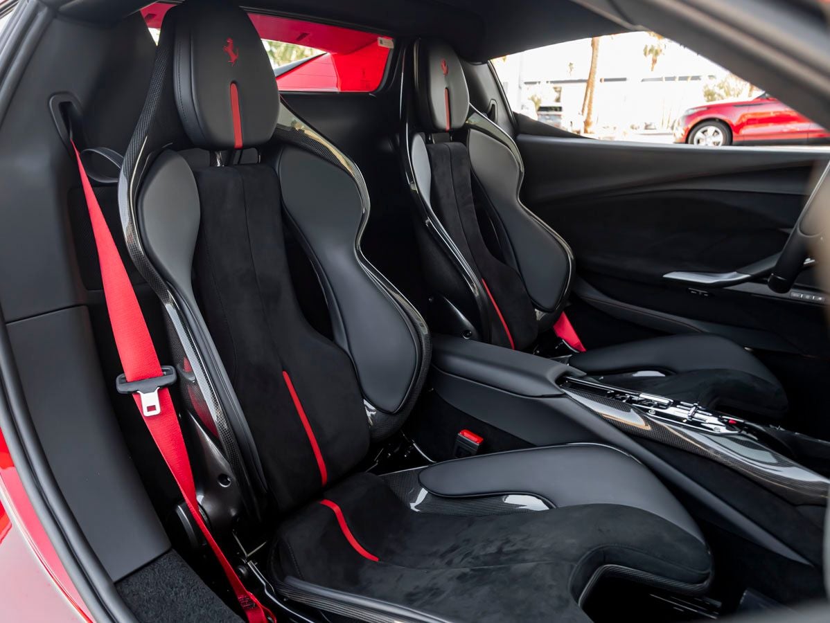 2024 Ferrari 296 GTS Base