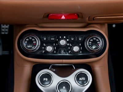 2010 Ferrari California Base