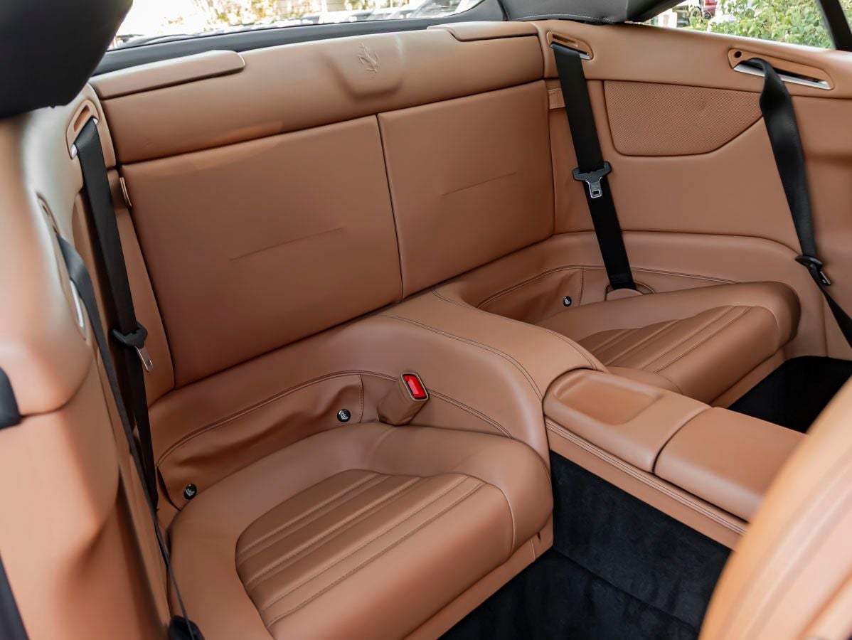 2010 Ferrari California Base