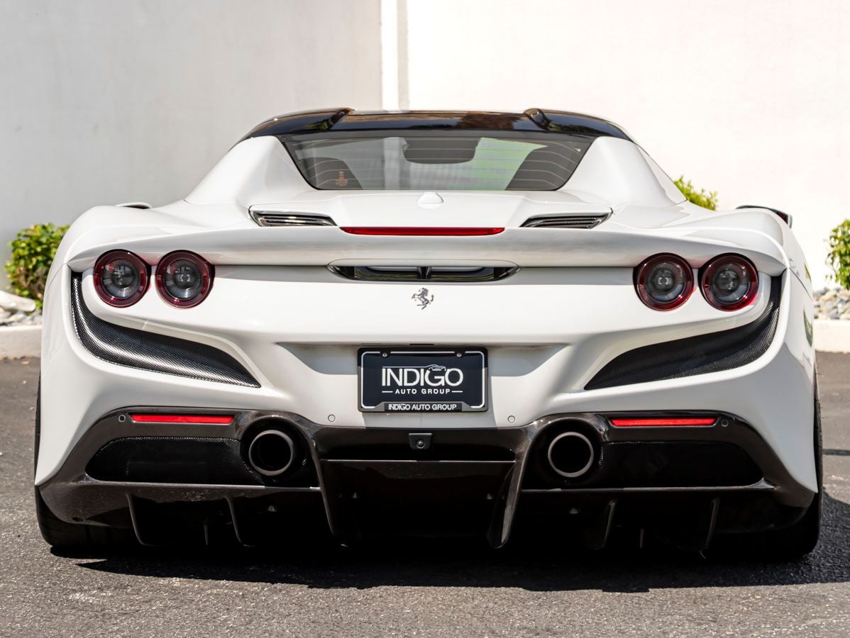 2022 Ferrari F8 Spider Base