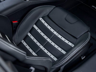 2023 Ferrari SF90 Stradale Base