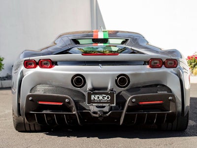 2023 Ferrari SF90 Stradale Base