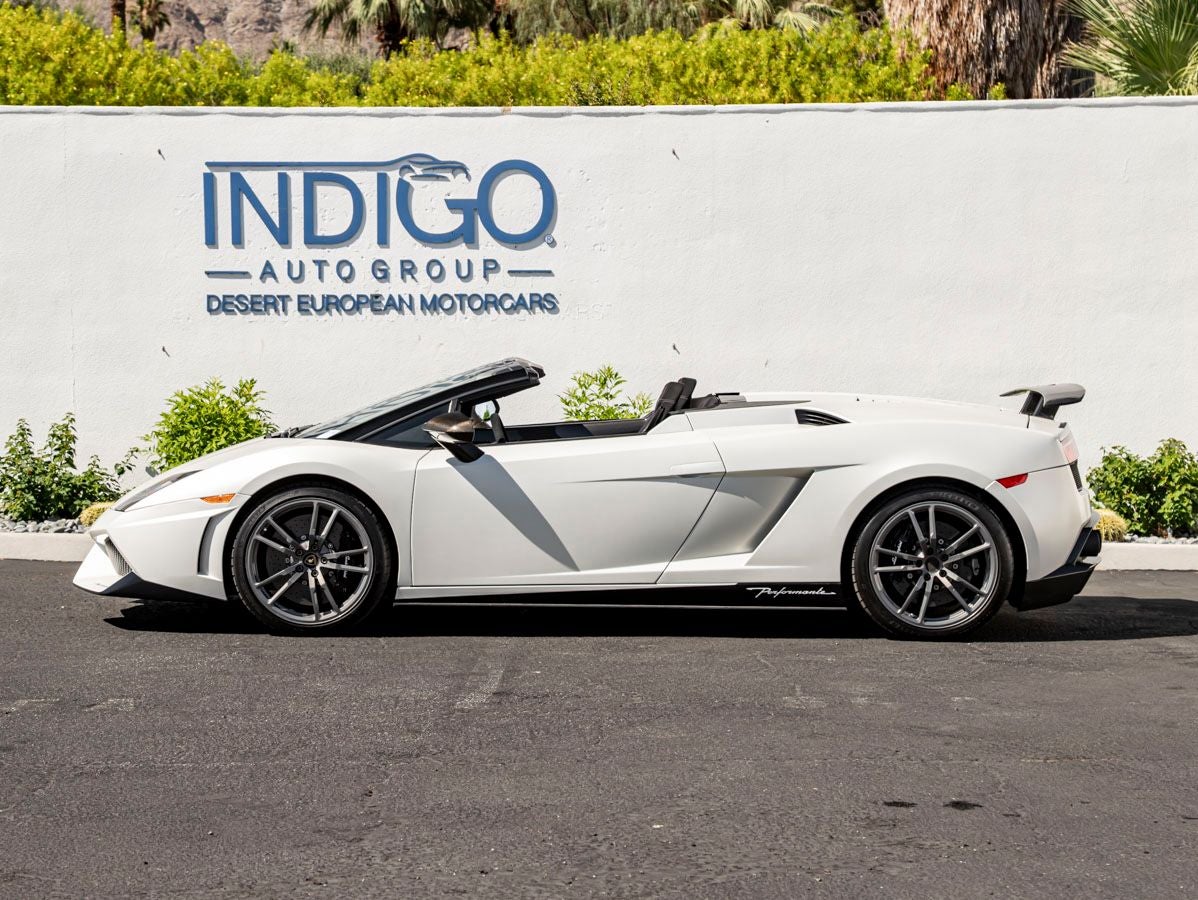 2012 Lamborghini Gallardo LP570-4 Spyder Performante