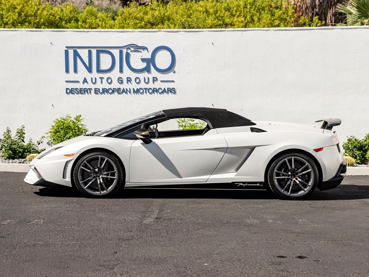 2012 Lamborghini Gallardo LP570-4 Spyder Performante
