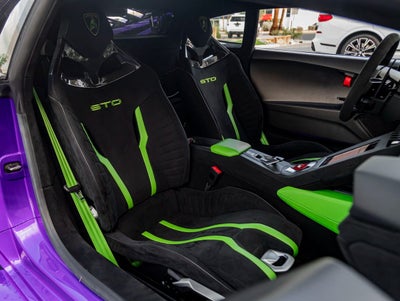 2024 Lamborghini Huracan STO Base