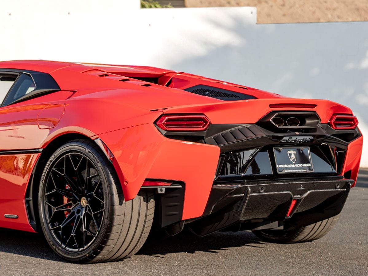 2026 Lamborghini Temerario Base