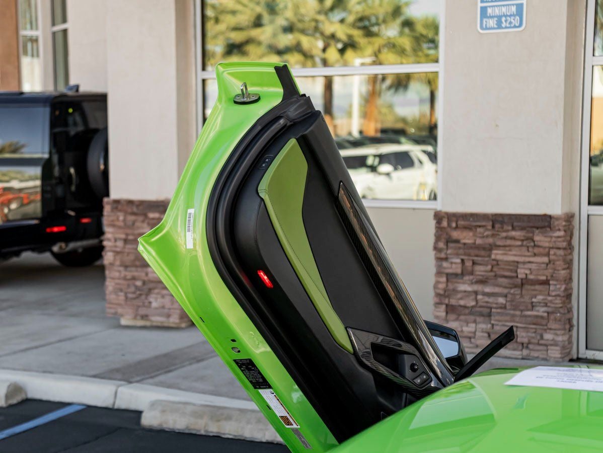 2013 Lamborghini Aventador LP700-4