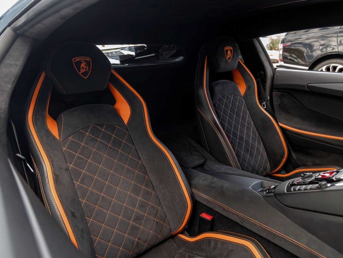 2018 Lamborghini Aventador S Base