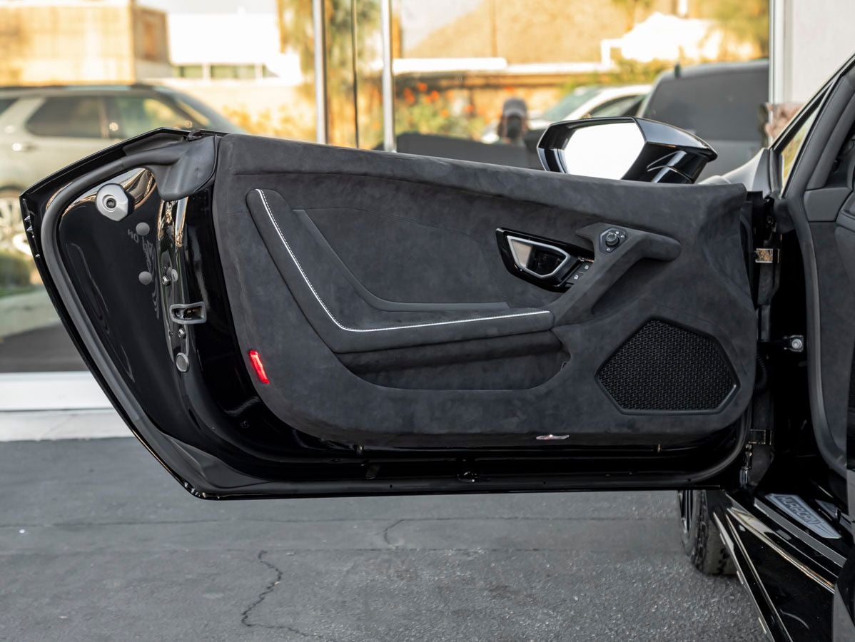 2024 Lamborghini Huracan Sterrato Base
