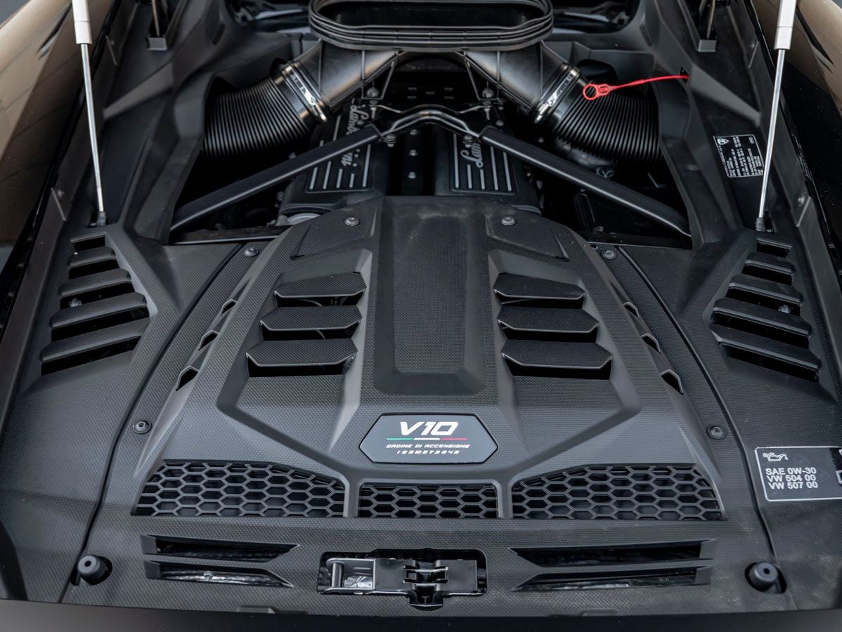 2024 Lamborghini Huracan Sterrato Base