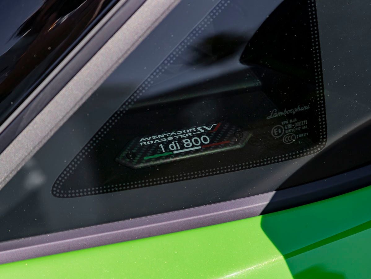 2020 Lamborghini Aventador SVJ Base