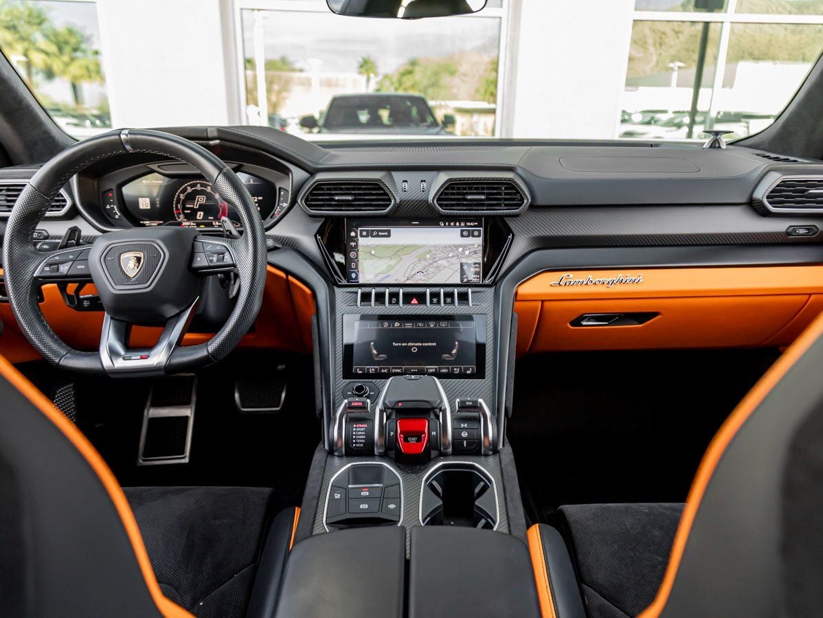 2024 Lamborghini Urus S