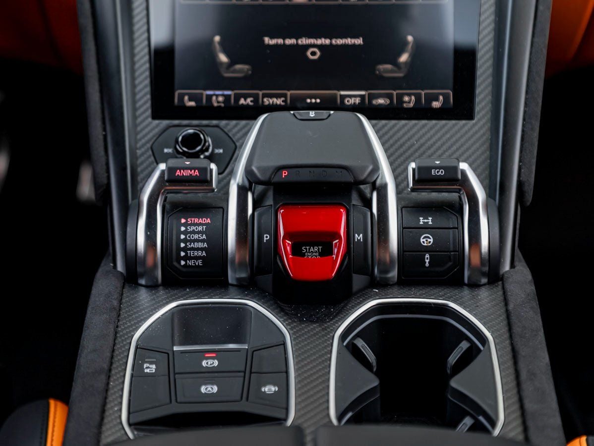 2024 Lamborghini Urus S