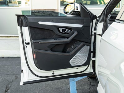 2024 Lamborghini Urus S