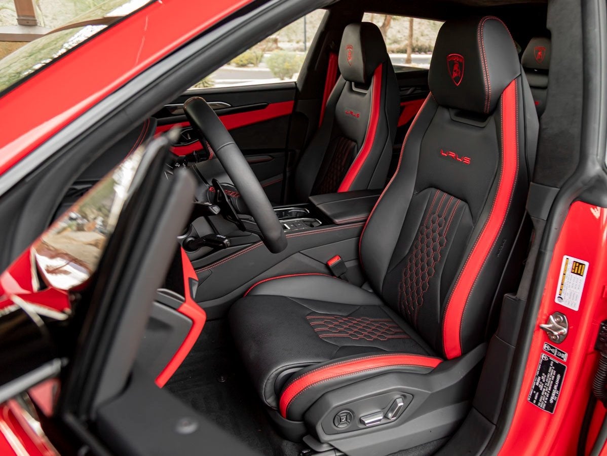 2024 Lamborghini Urus S