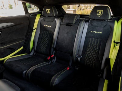 2023 Lamborghini Urus Performante
