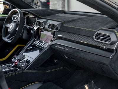 2024 Lamborghini Urus Performante