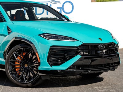 2025 Lamborghini Urus SE