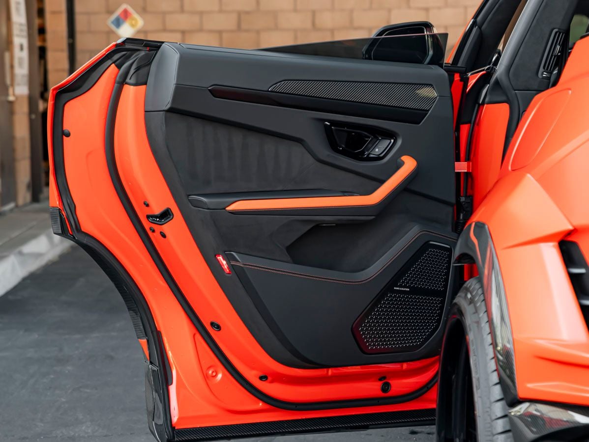 2025 Lamborghini Urus SE
