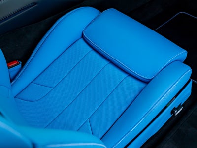 2025 Ferrari Purosangue Base