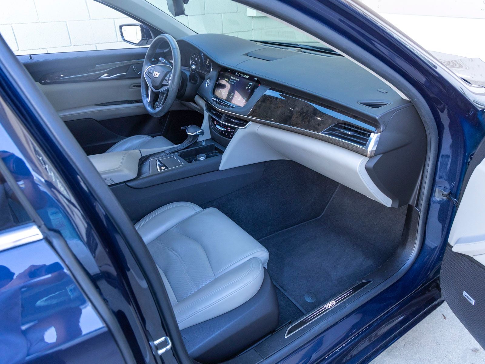 2016 Cadillac CT6 2.0L Turbo Luxury