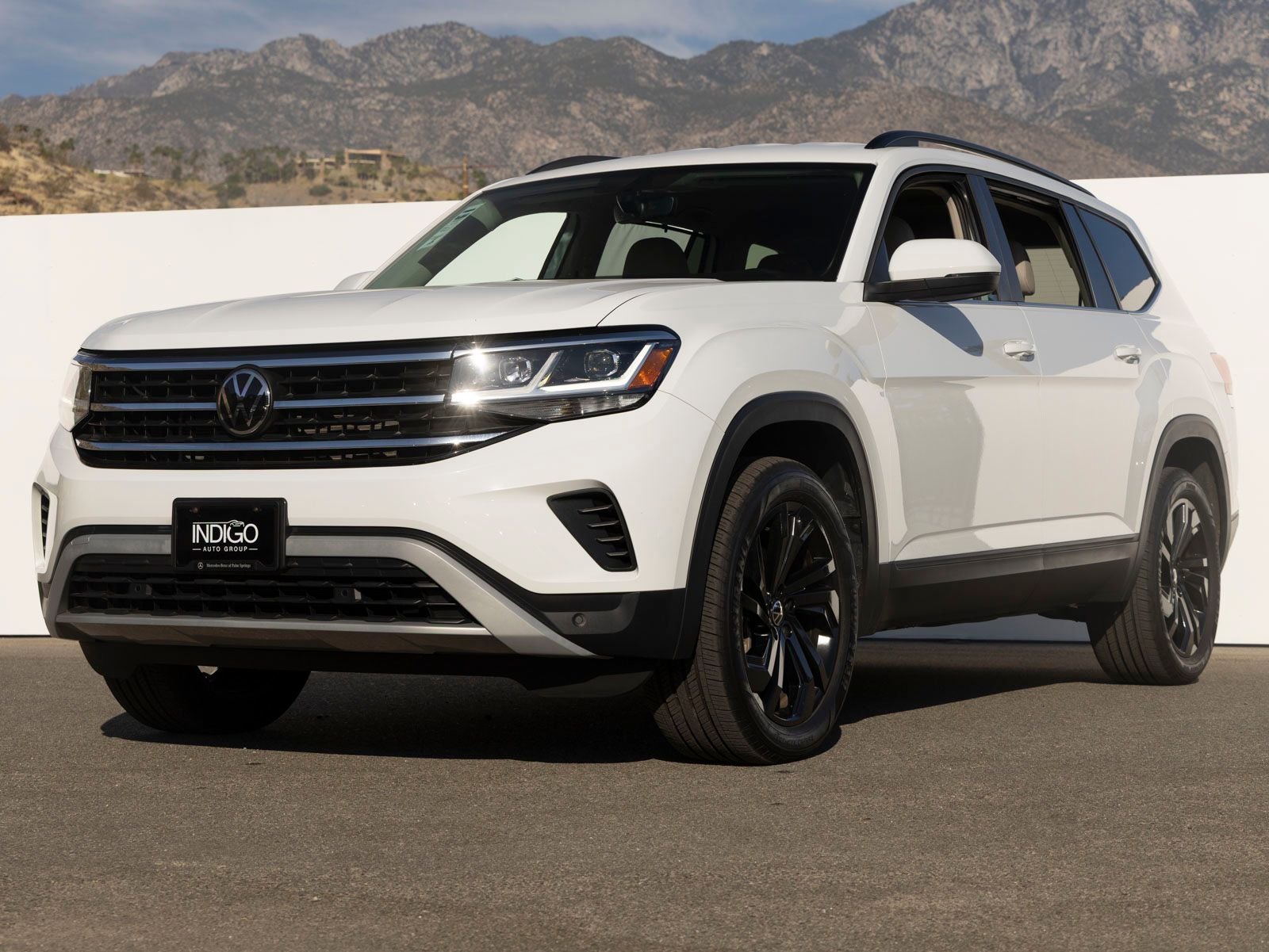 2023 Volkswagen Atlas 3.6L V6 SE w/Technology