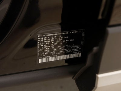 2025 Volkswagen Tiguan 2.0T SE