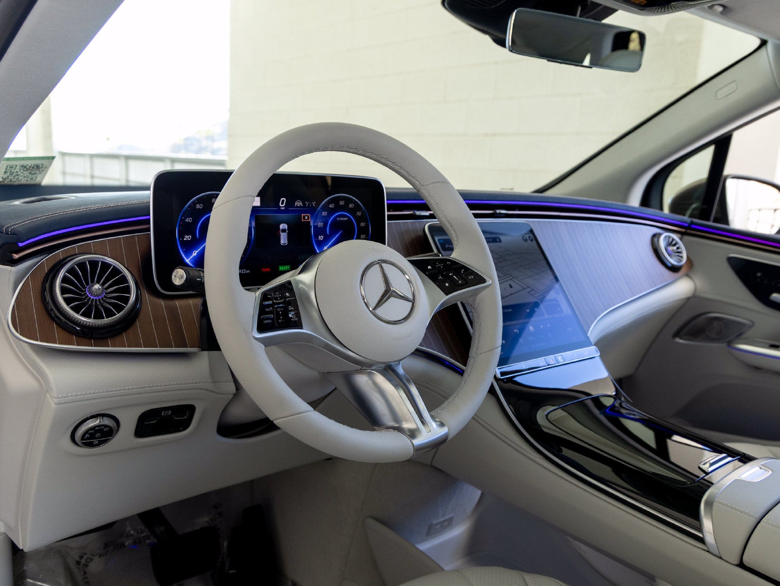2027 Mercedes-Benz EQE 320+ SUV