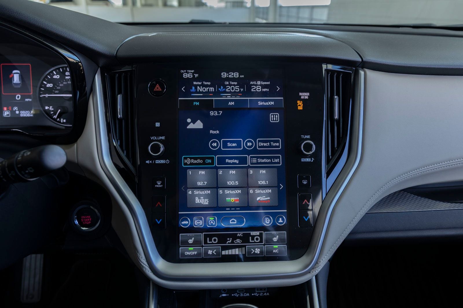 2025 Subaru Outback Premium