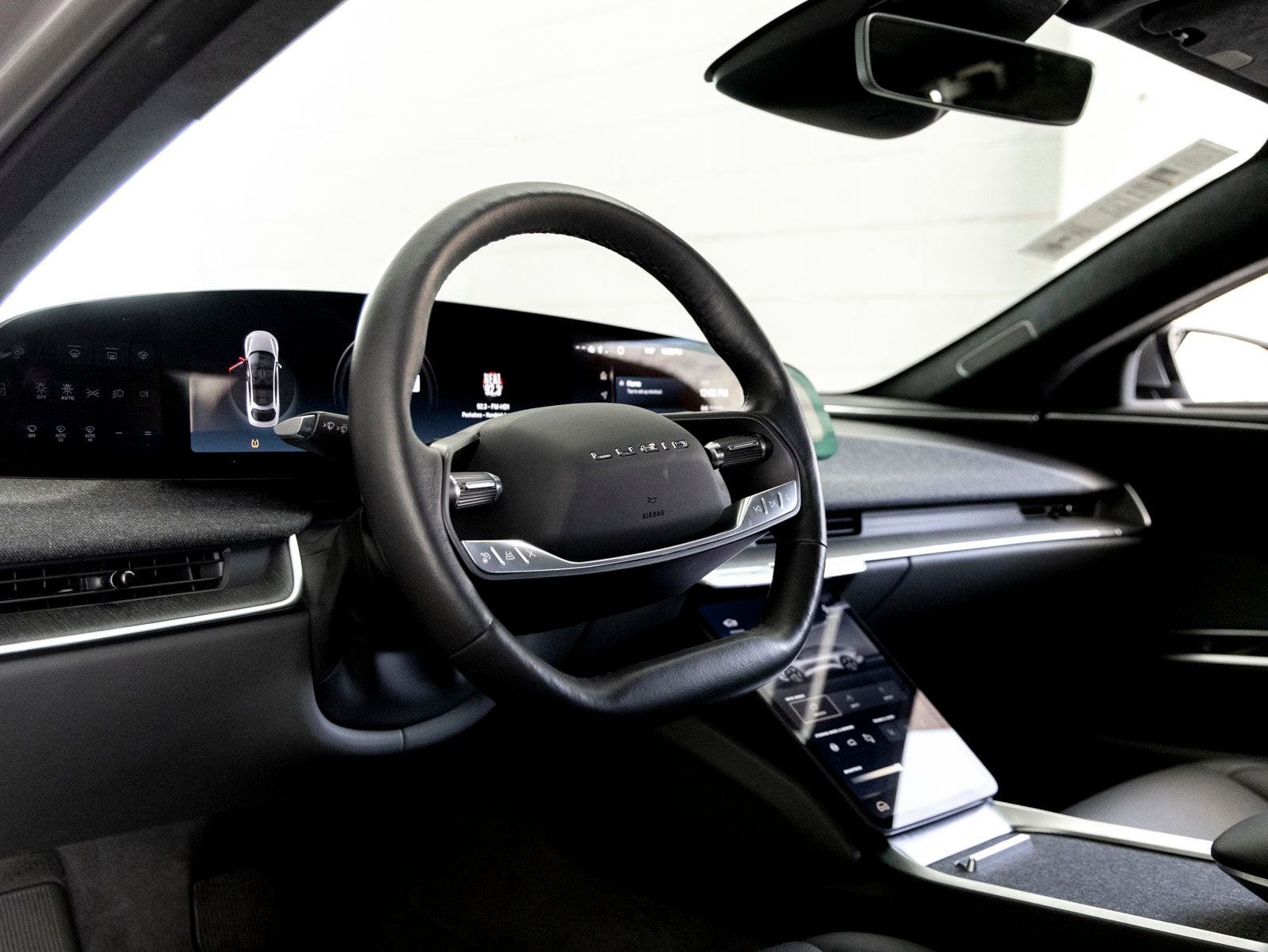 2024 Lucid Air Touring