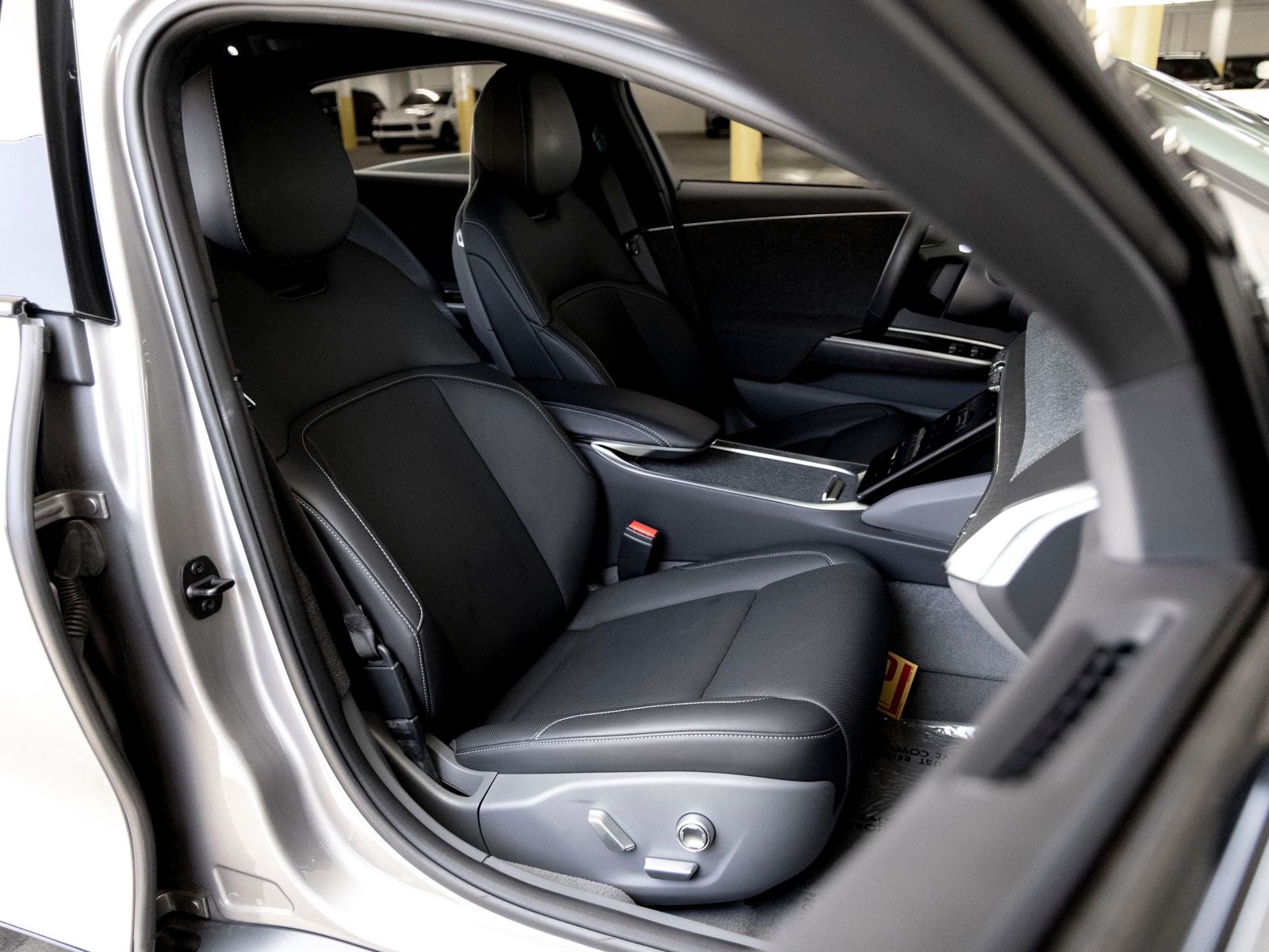 2024 Lucid Air Touring