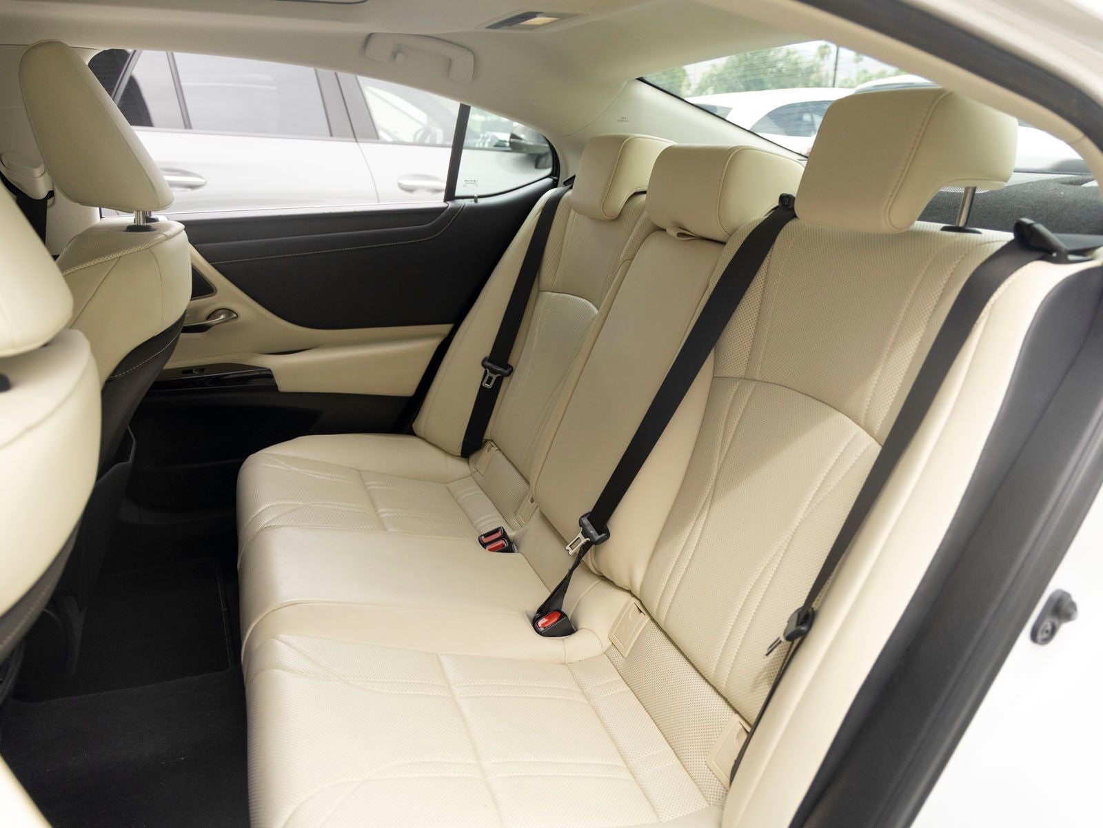 2022 Lexus ES 350 Luxury