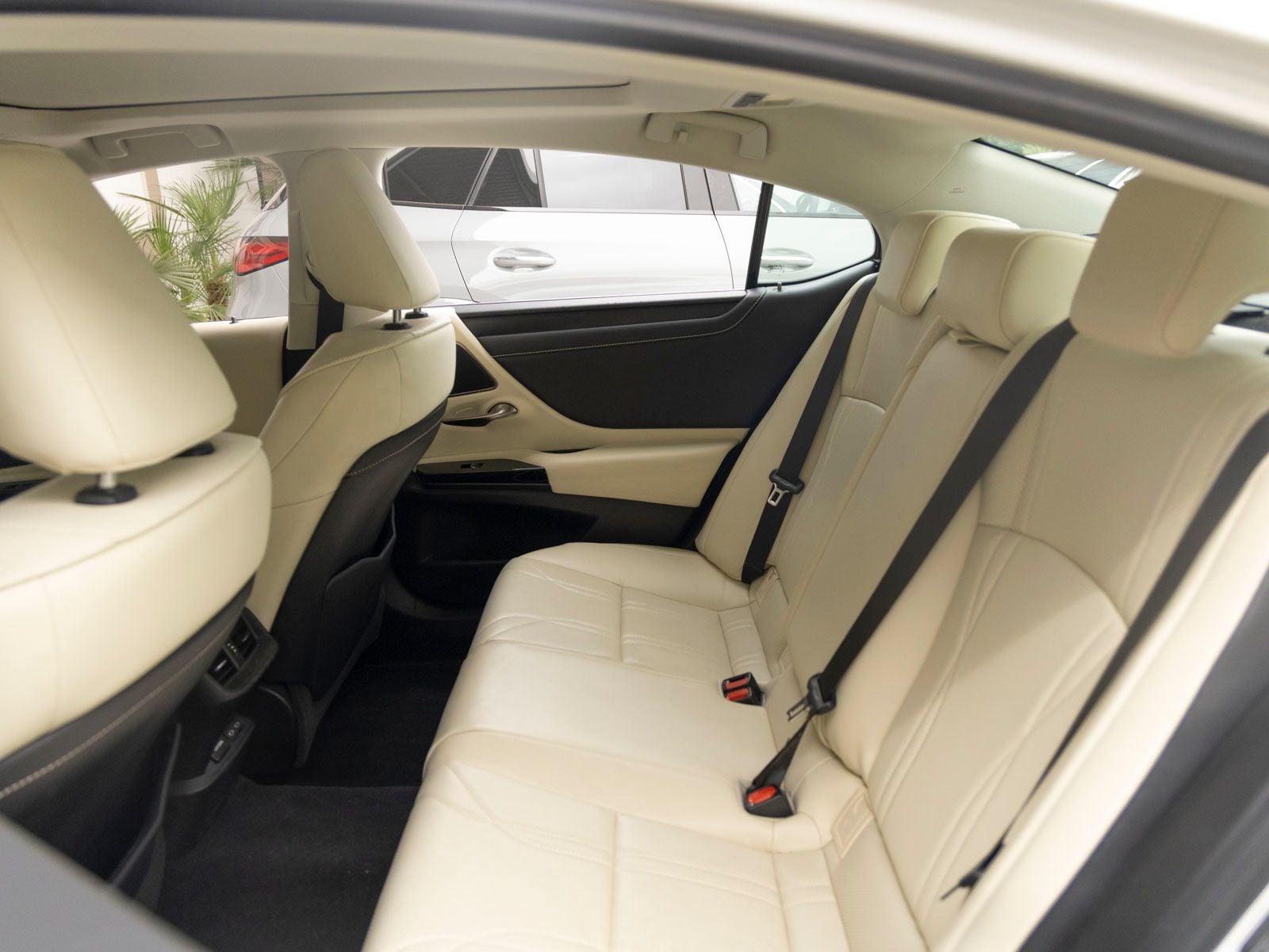 2022 Lexus ES 350 Luxury