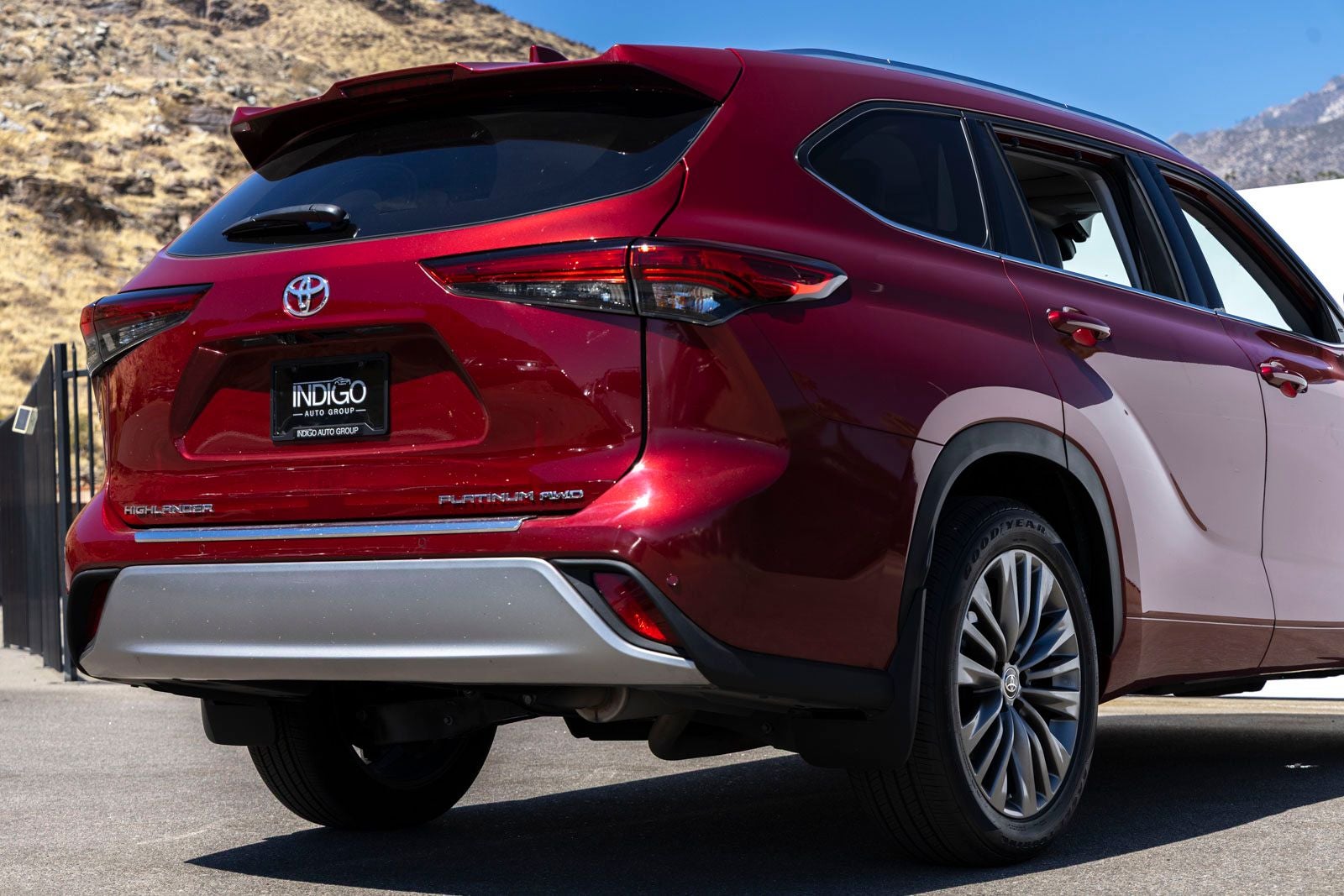 2020 Toyota Highlander Platinum