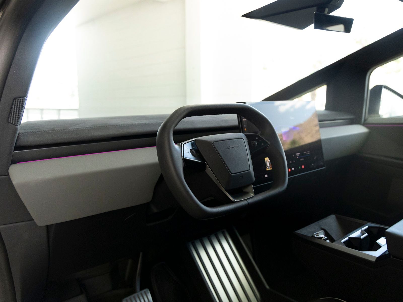 2024 Tesla Cybertruck Cyberbeast