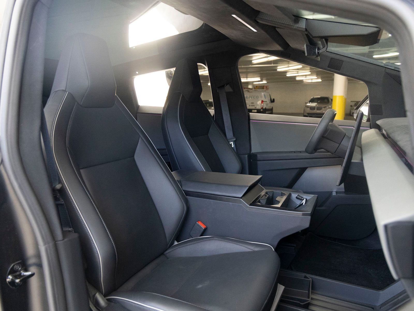 2024 Tesla Cybertruck Cyberbeast