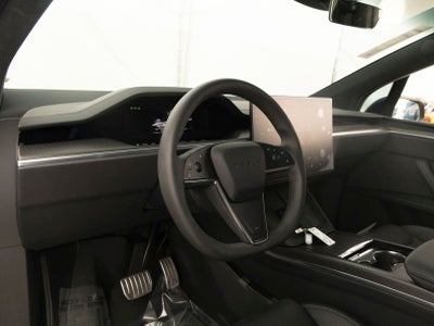 2024 Tesla Model X Plaid
