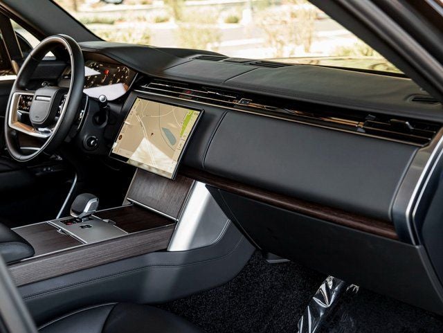 2025 Land Rover Range Rover Autobiography