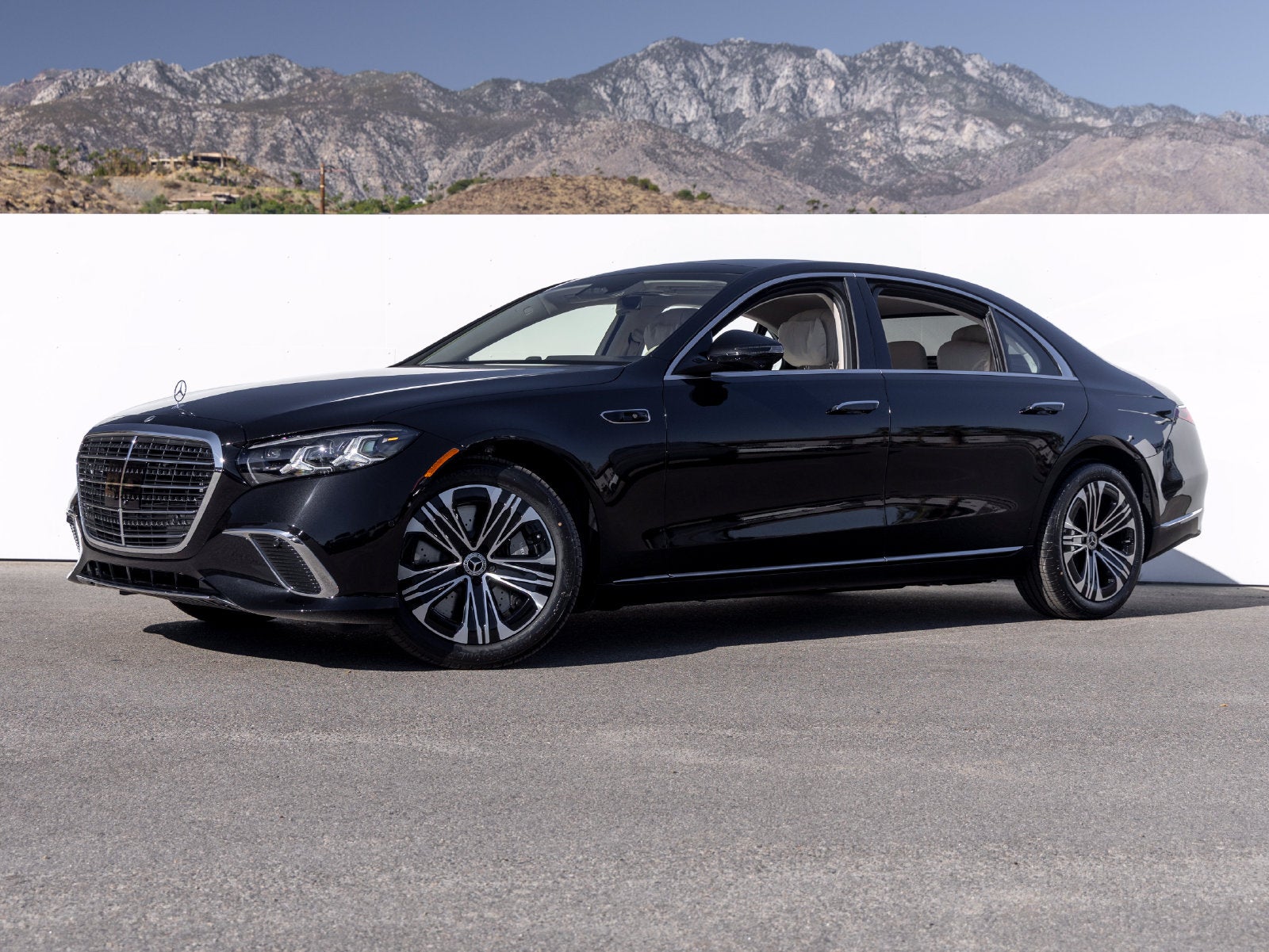 2027 Mercedes-Benz S-Class S 500 4MATIC®
