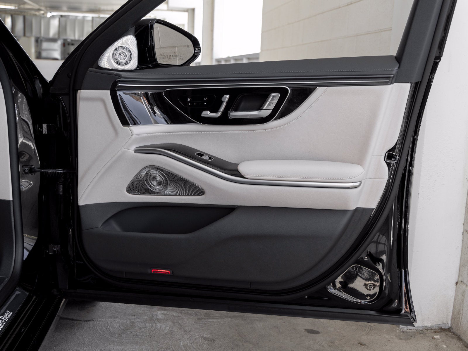 2027 Mercedes-Benz S-Class S 500 4MATIC®