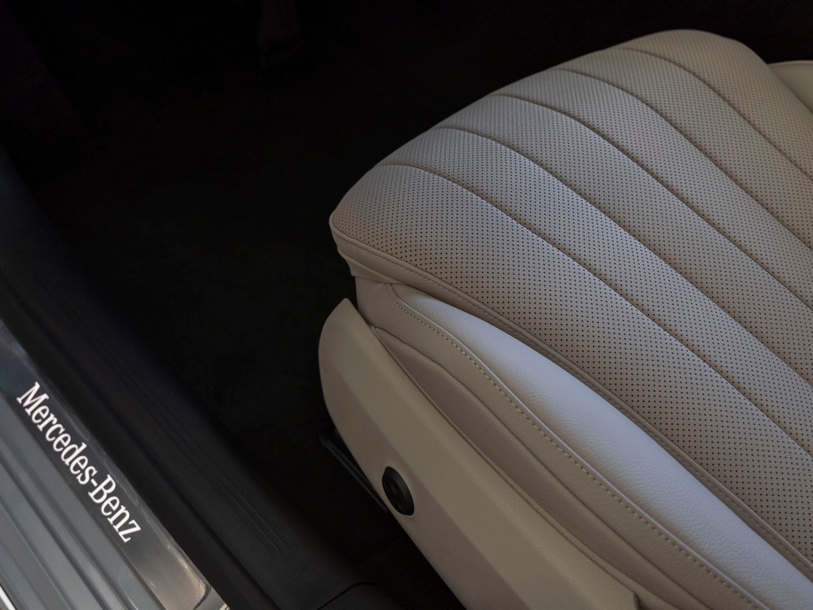 2027 Mercedes-Benz E-Class E 450 4MATIC®