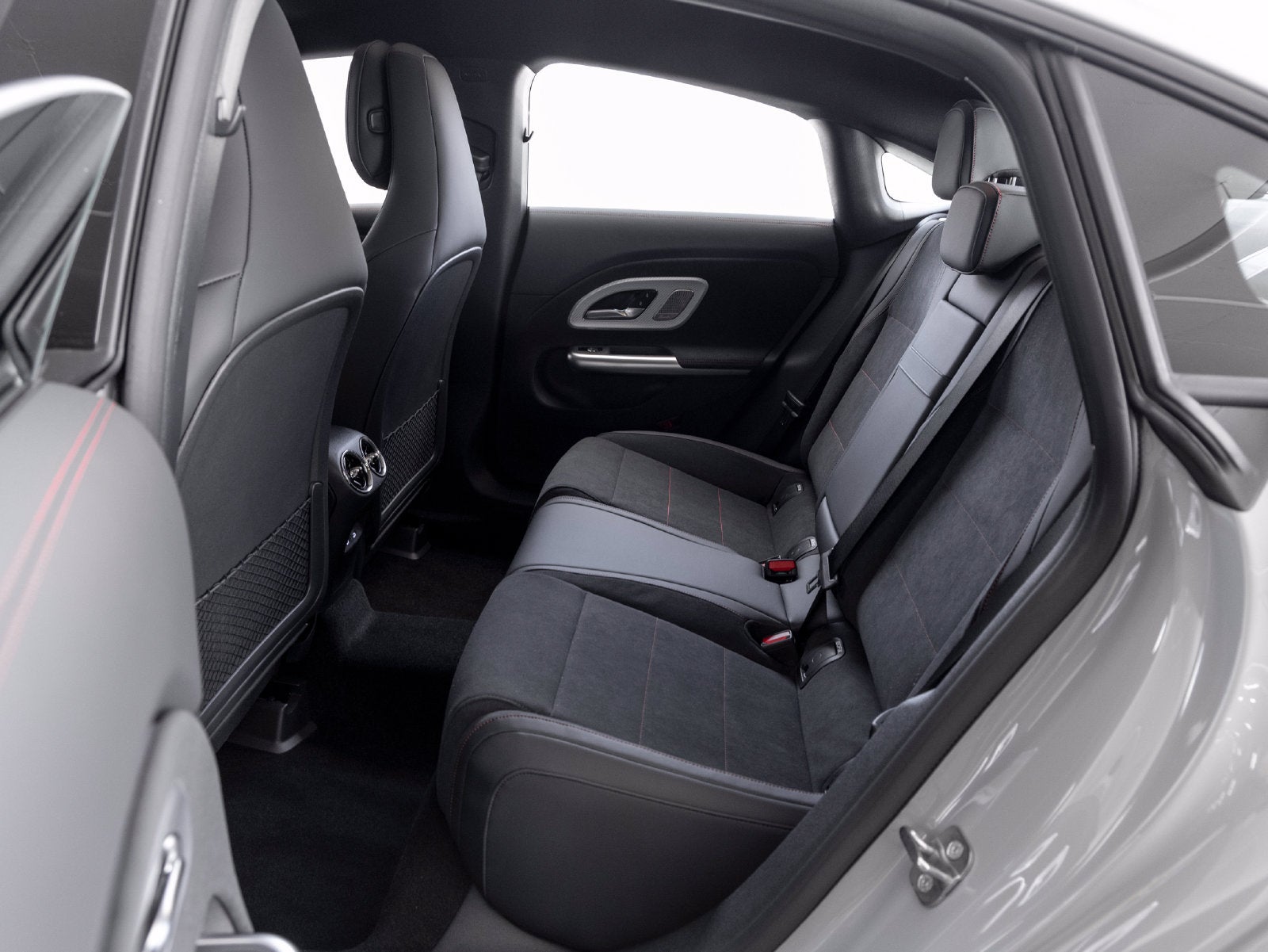 2027 Mercedes-Benz CLA CLA 220