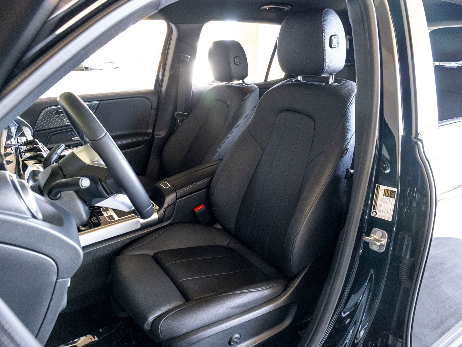 2025 Mercedes-Benz GLB GLB 250