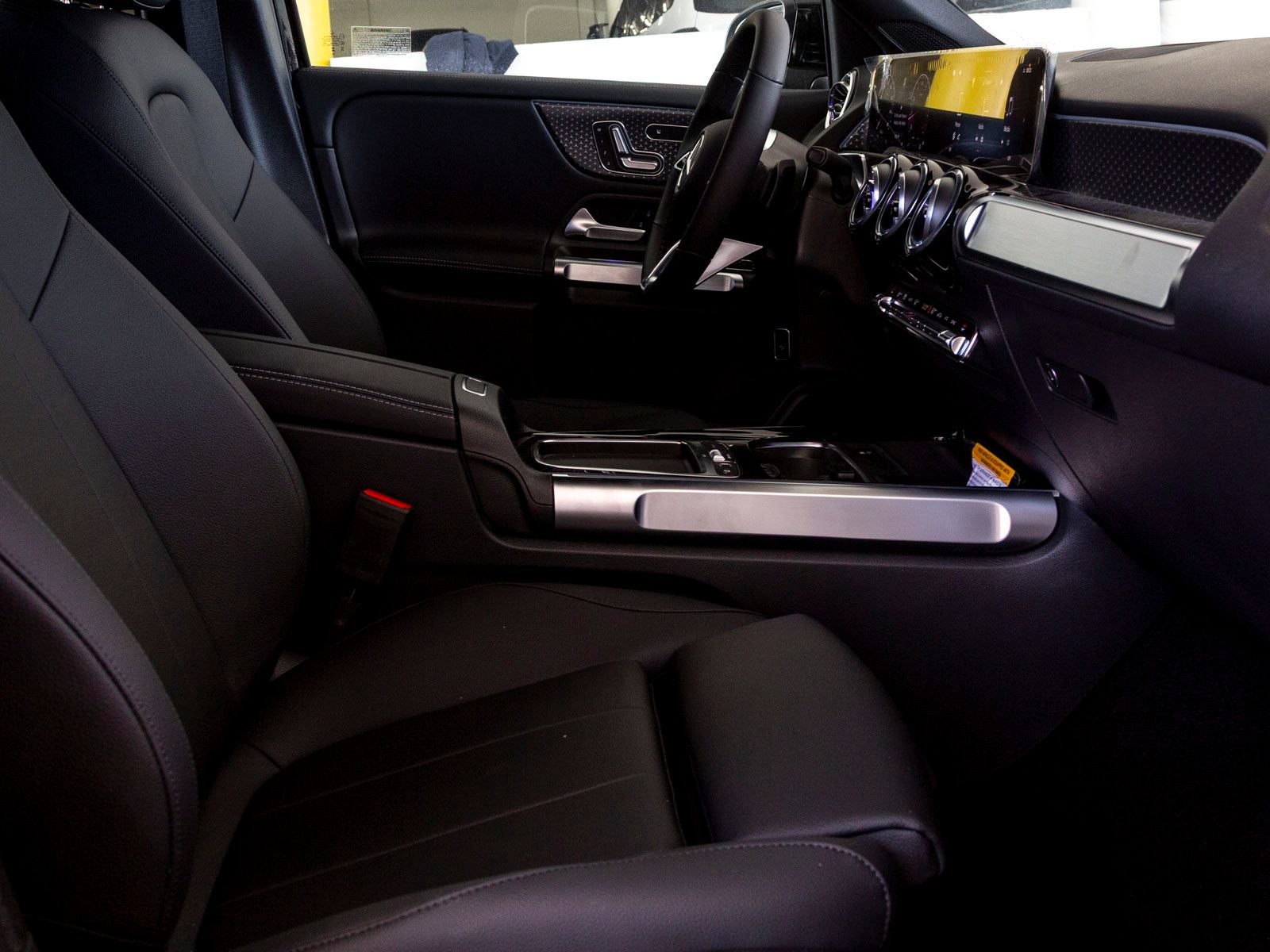 2025 Mercedes-Benz GLB GLB 250