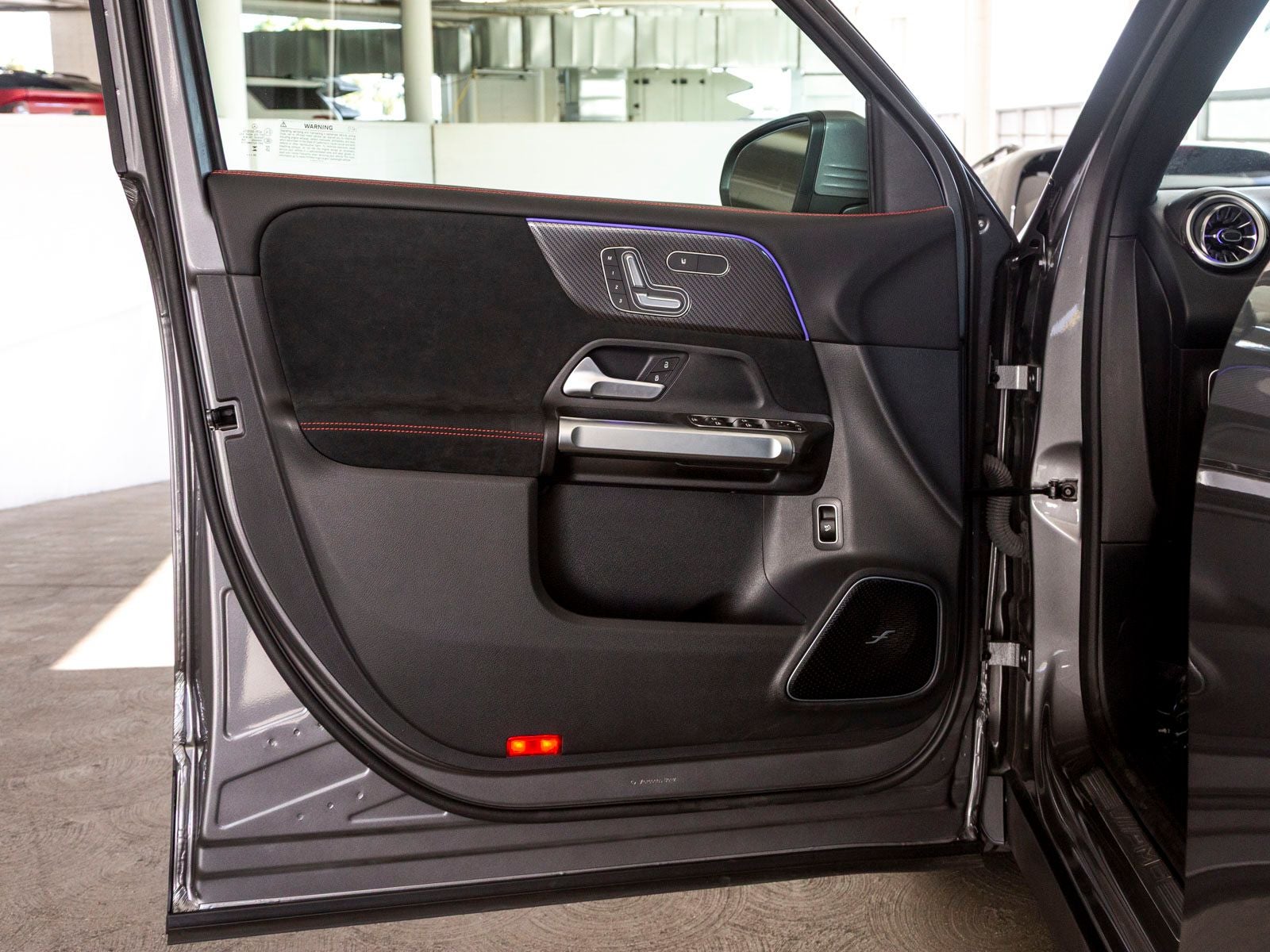 2025 Mercedes-Benz GLB GLB 35 AMG® 4MATIC®