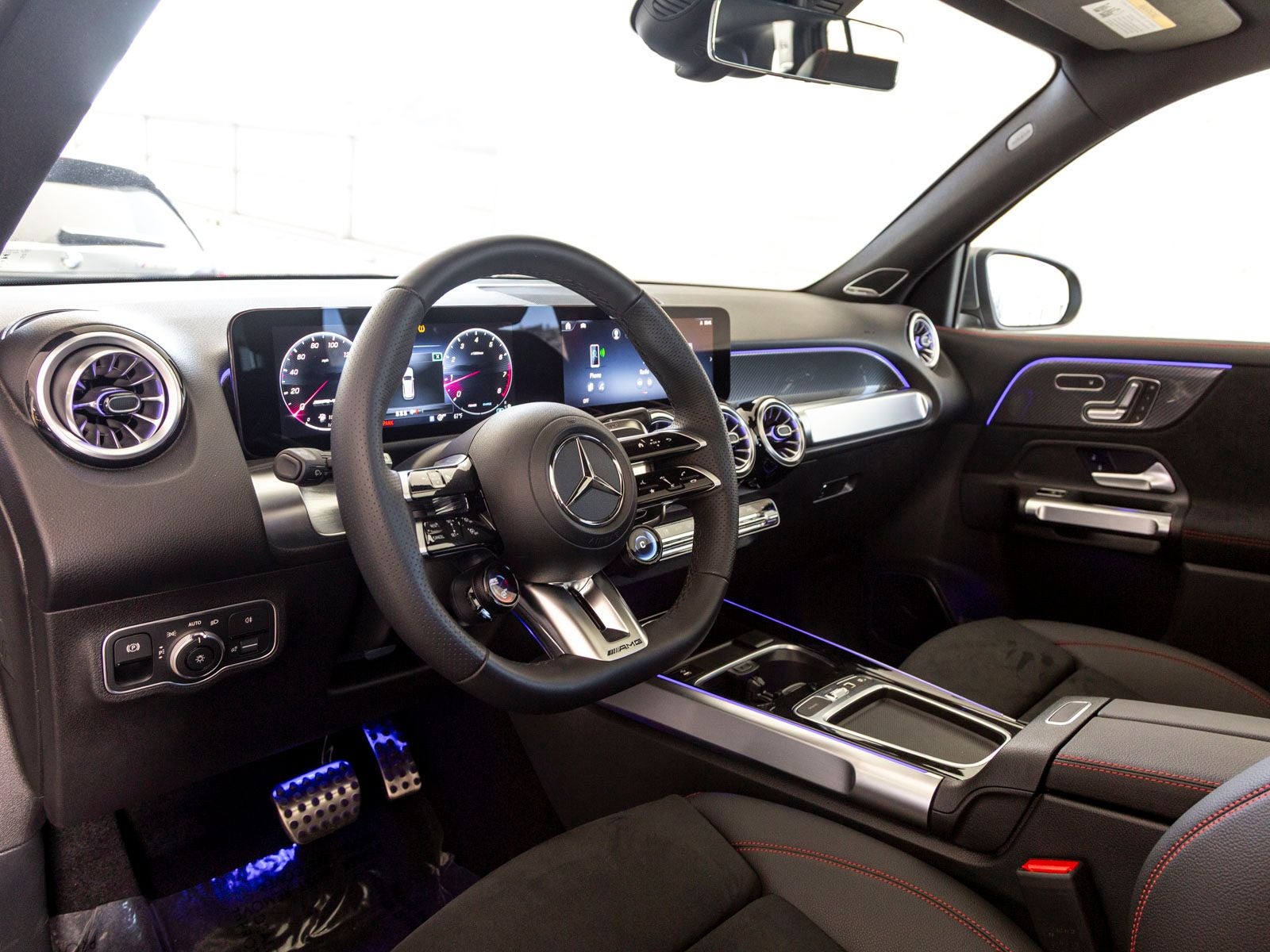 2025 Mercedes-Benz GLB GLB 35 AMG® 4MATIC®