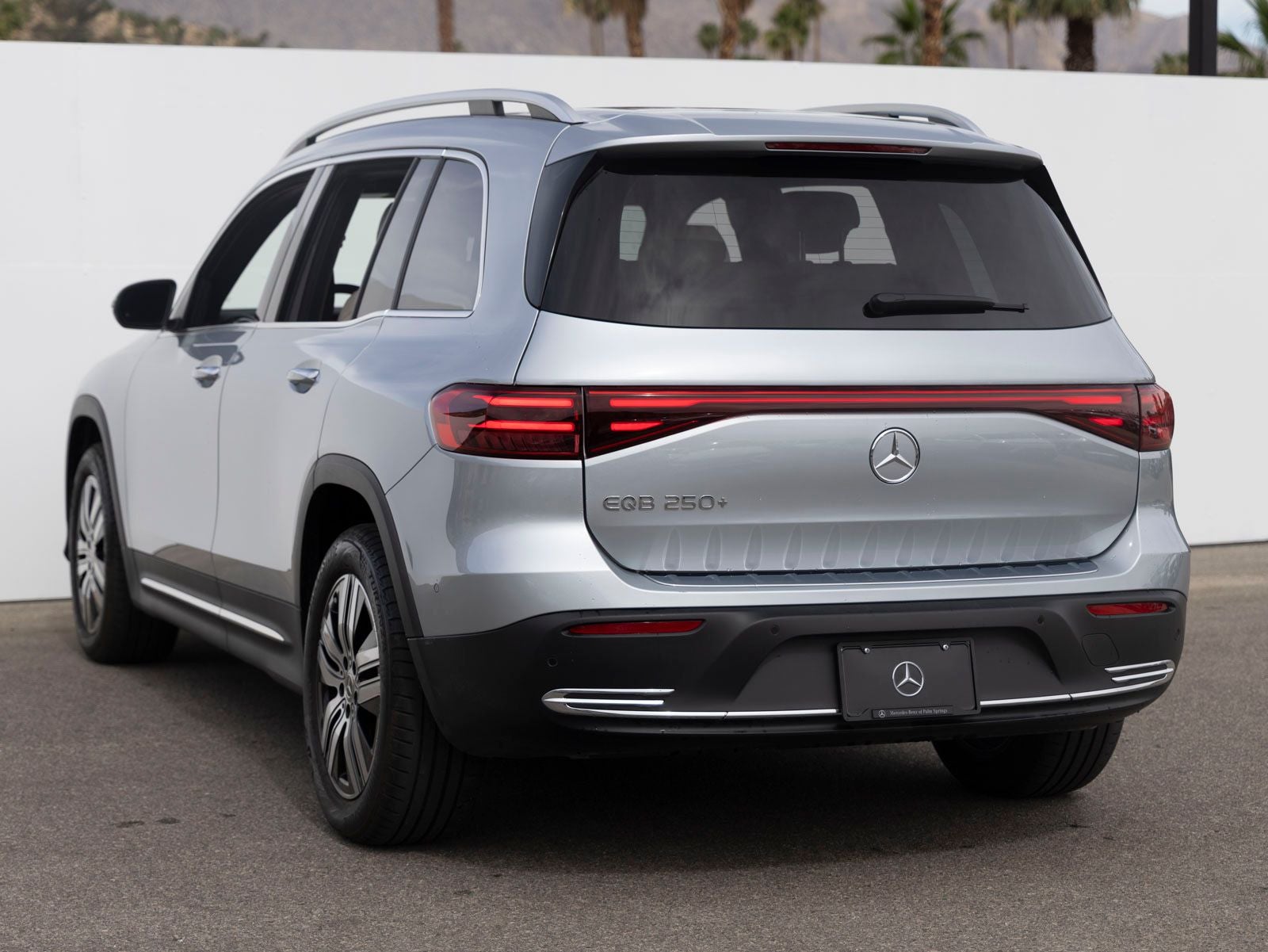 2024 Mercedes-Benz EQB 250+ Base