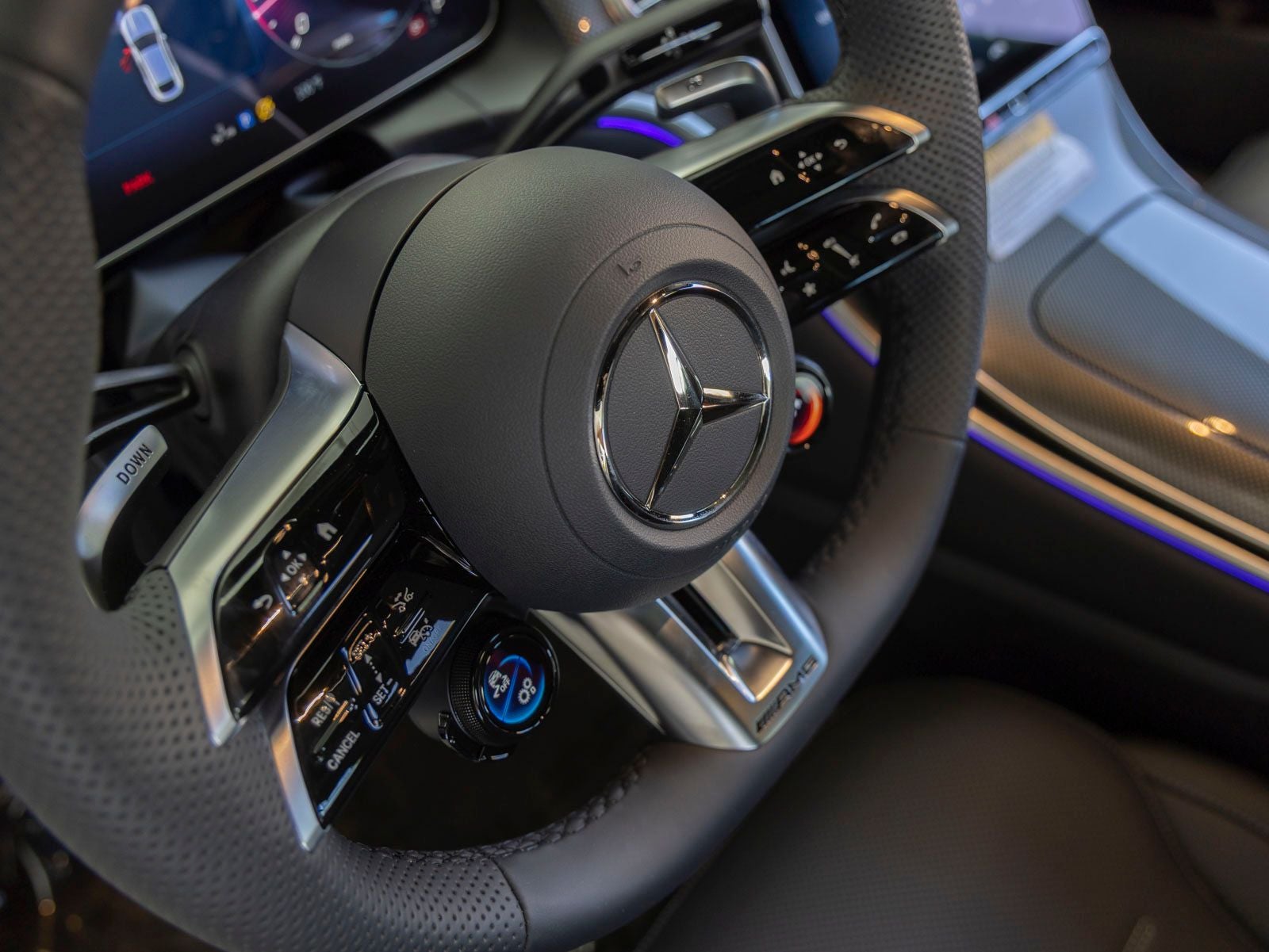 2027 Mercedes-Benz GLC GLC 350e 4MATIC®