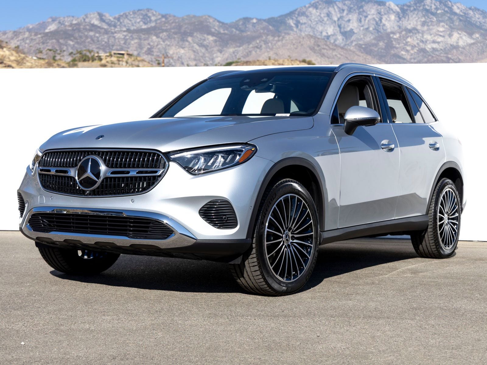 2027 Mercedes-Benz GLC GLC 300
