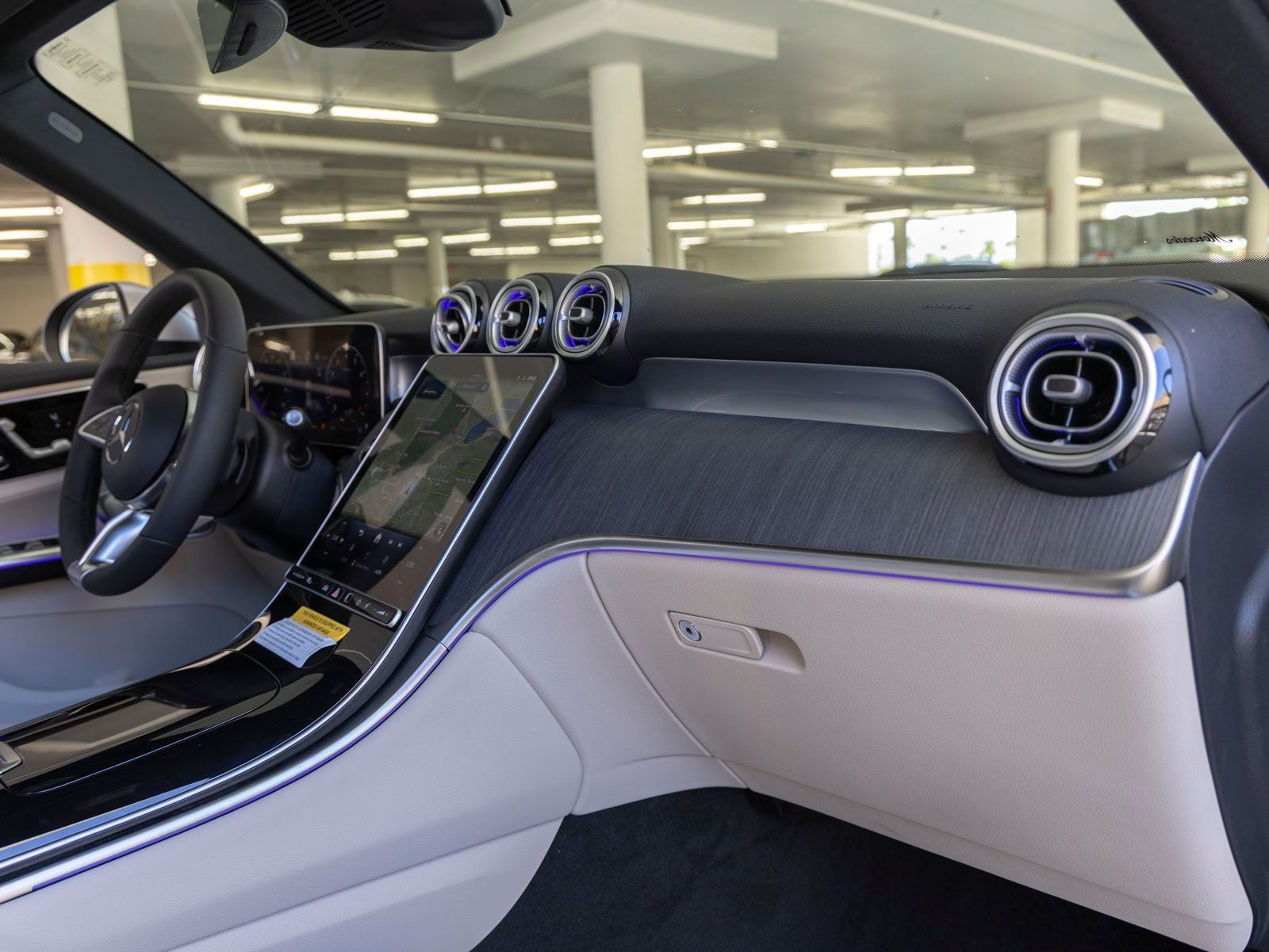 2027 Mercedes-Benz GLC GLC 300